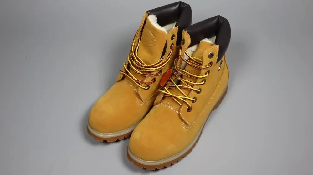 Lugz Convoy Fleece Lined Chukka Boots Wheat Tan Men Casual Boot Size 7.5